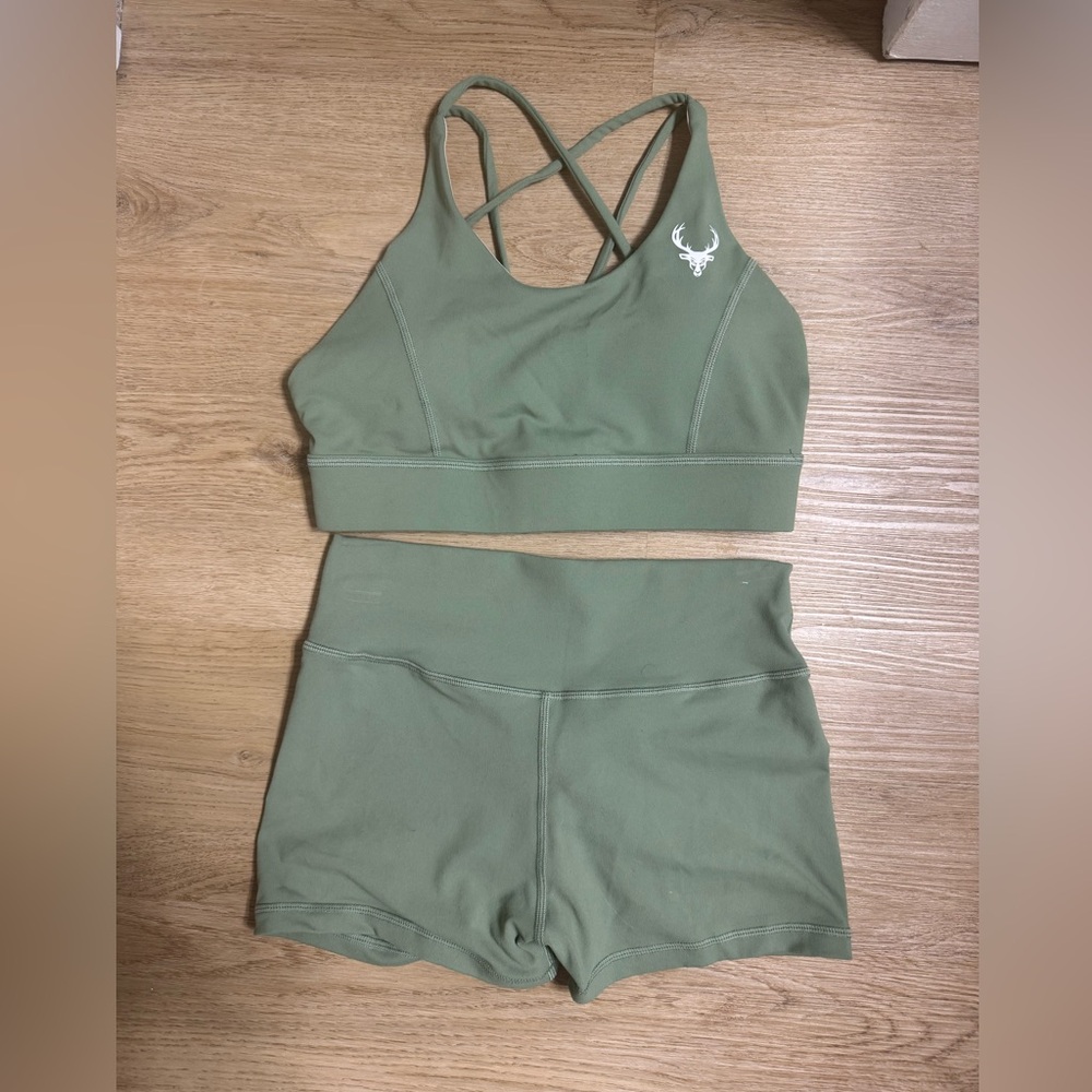 BUCKEDUP Workout Set (Olive)